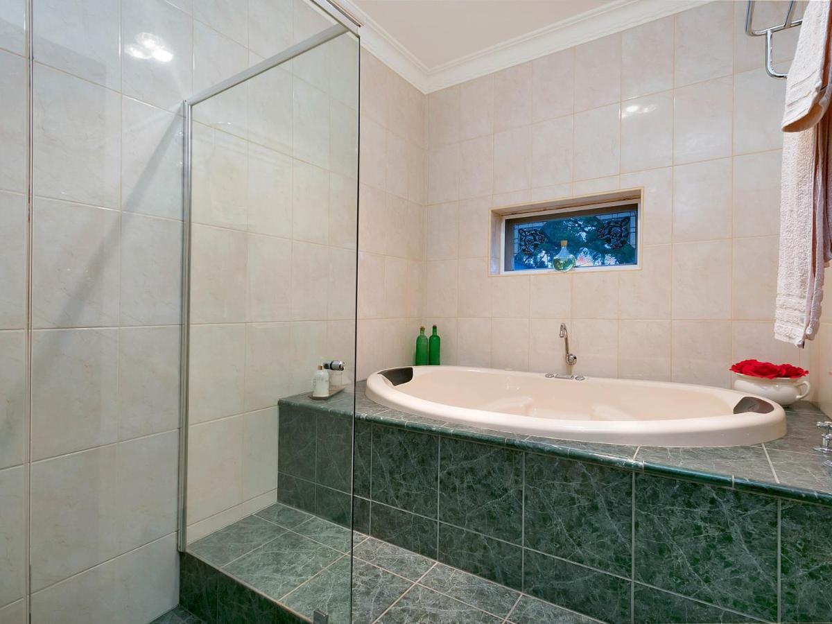 Lake Bywater Cottage Walker Flat Ngoại thất bức ảnh