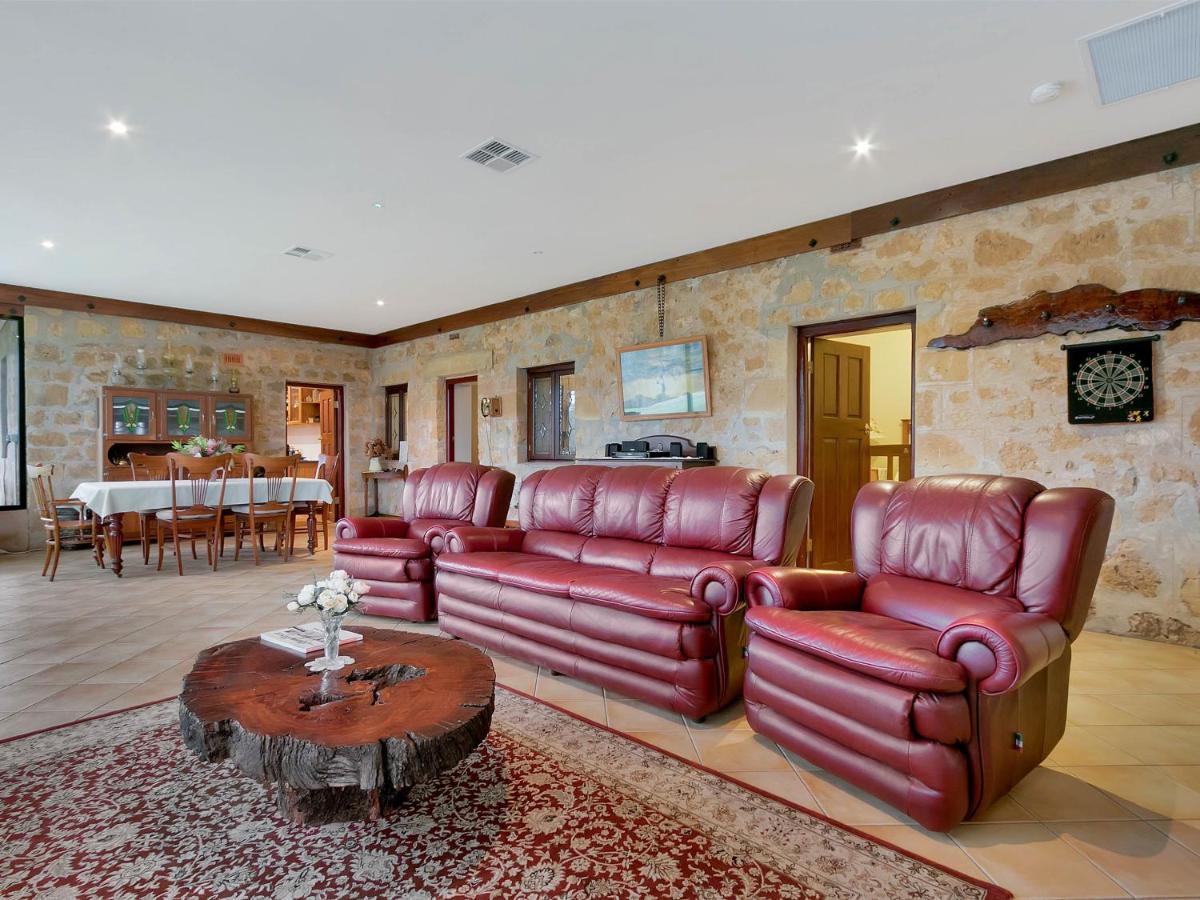 Lake Bywater Cottage Walker Flat Ngoại thất bức ảnh