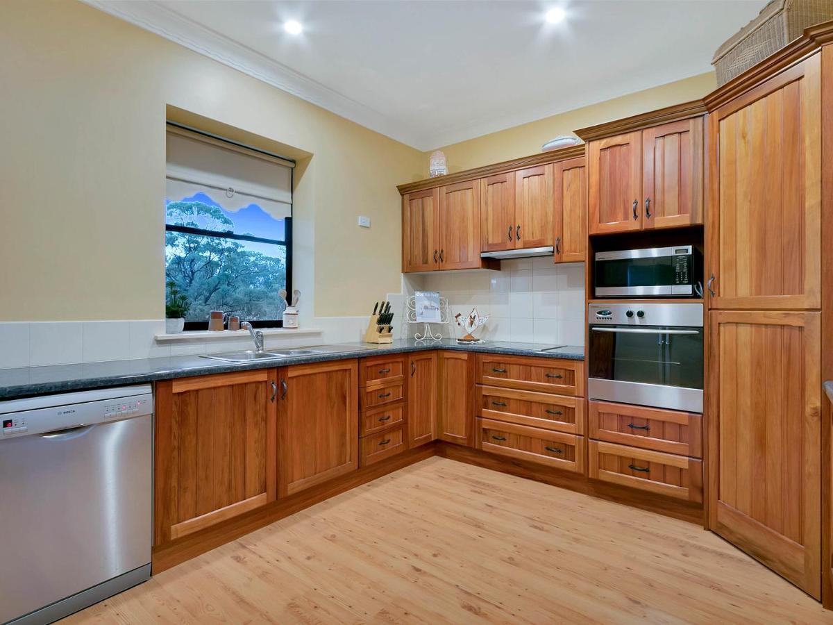 Lake Bywater Cottage Walker Flat Ngoại thất bức ảnh