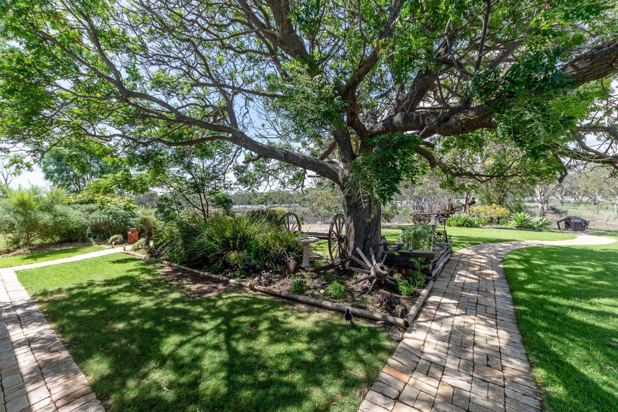 Lake Bywater Cottage Walker Flat Ngoại thất bức ảnh